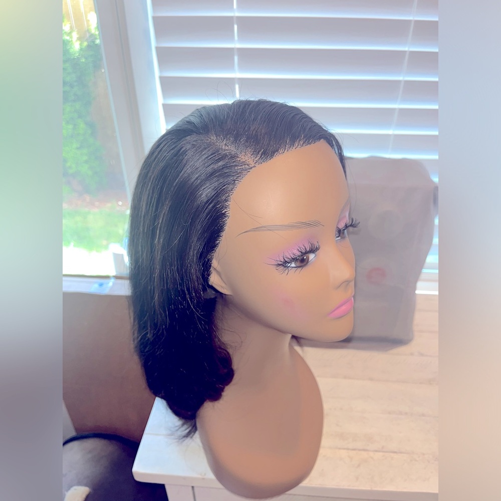 Laura Frontal Lace Wig